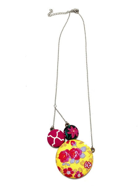 BOTÓN DE AZÚCAR - Dulce Necklace- Pink Flowers on Yellow