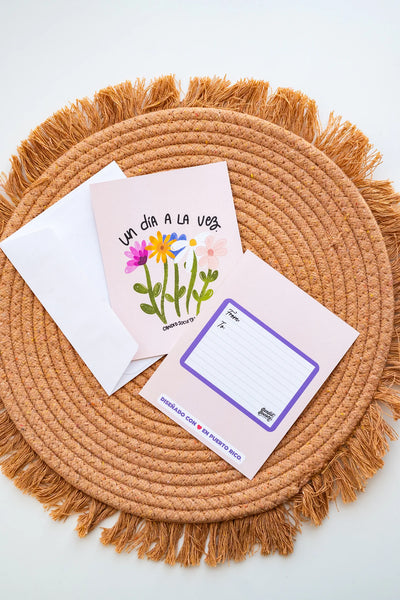 CANDID SOCIETY - Un Dia A La Vez Pastel Floral - Greeting Card