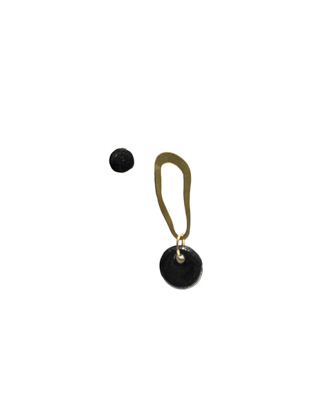 ITSARI- Asymmetrical Earrings - Black Circle