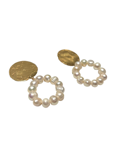 AMANÁ PENINA- Pearls and Brass Earrings