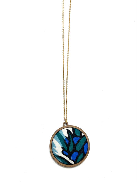 BOTÓN DE AZÚCAR- PENDANT NECKLACE- SINGLE - BLUES AND GREENS