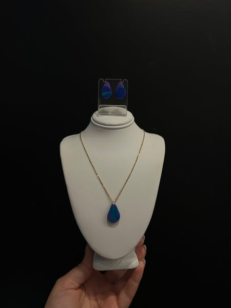 COCOLEÉ - Necklace and Studs Set (More Colors Available)