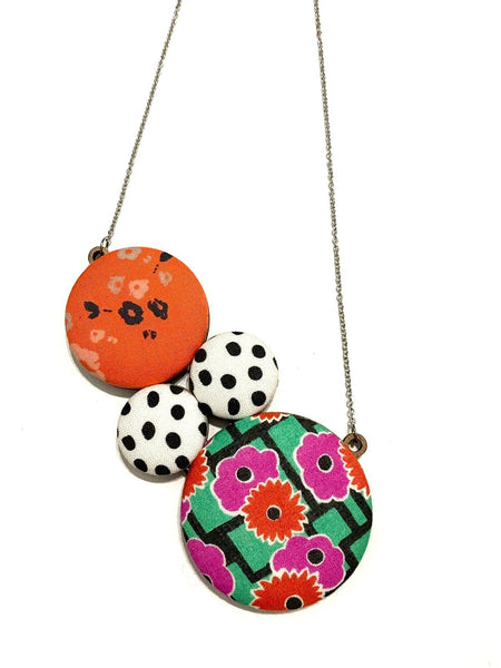 BOTÓN DE AZÚCAR - Barra Necklace- Polkas and Flowers