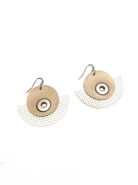 INÉDITO- Big Earrings- SemiCircle - Sanibel Bisque / White