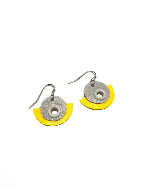 INÉDITO- Small Earrings- SemiCircle (Yellow/Gray)