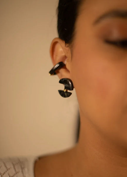 KOLIBRI COLLECTIVE - Cota Mini Earrings (Onyx)