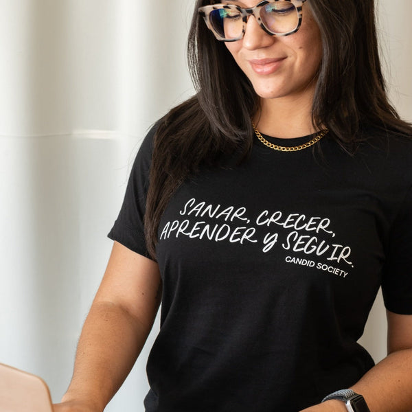 CANDID SOCIETY- Sanar, Crecer, Aprender y Seguir T-Shirt