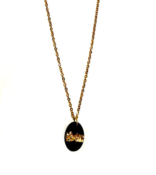 COCOLEÉ - Oval Resin Necklace (other colors available)
