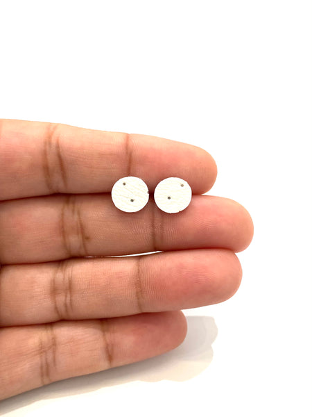 INÉDITO - Mini Studs- White Circles