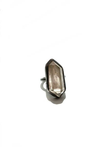UNEVEN JEWELRY - Clear Quartz Double Pointed Ring