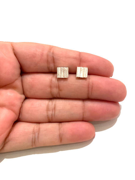 LYDIA TUCCI- Cube Carved Studs