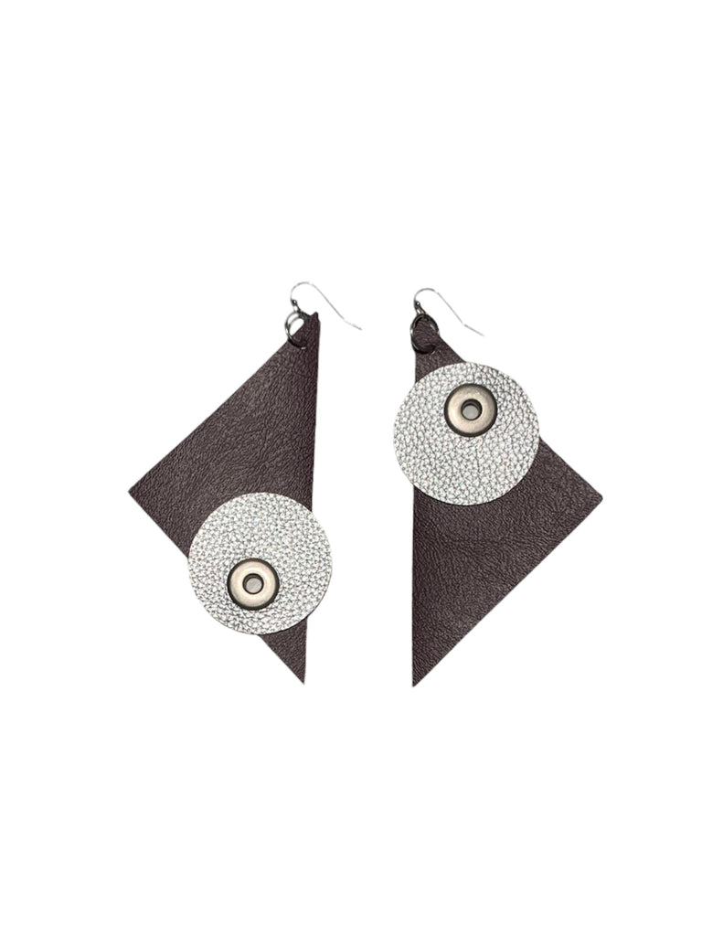 INÉDITO- Big Earrings- Triangle and Circle (Espresso/Silver)