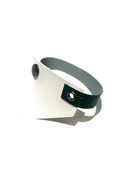 INÉDITO- Medium Sleeve Bracelet- Pearl White/Dark Green